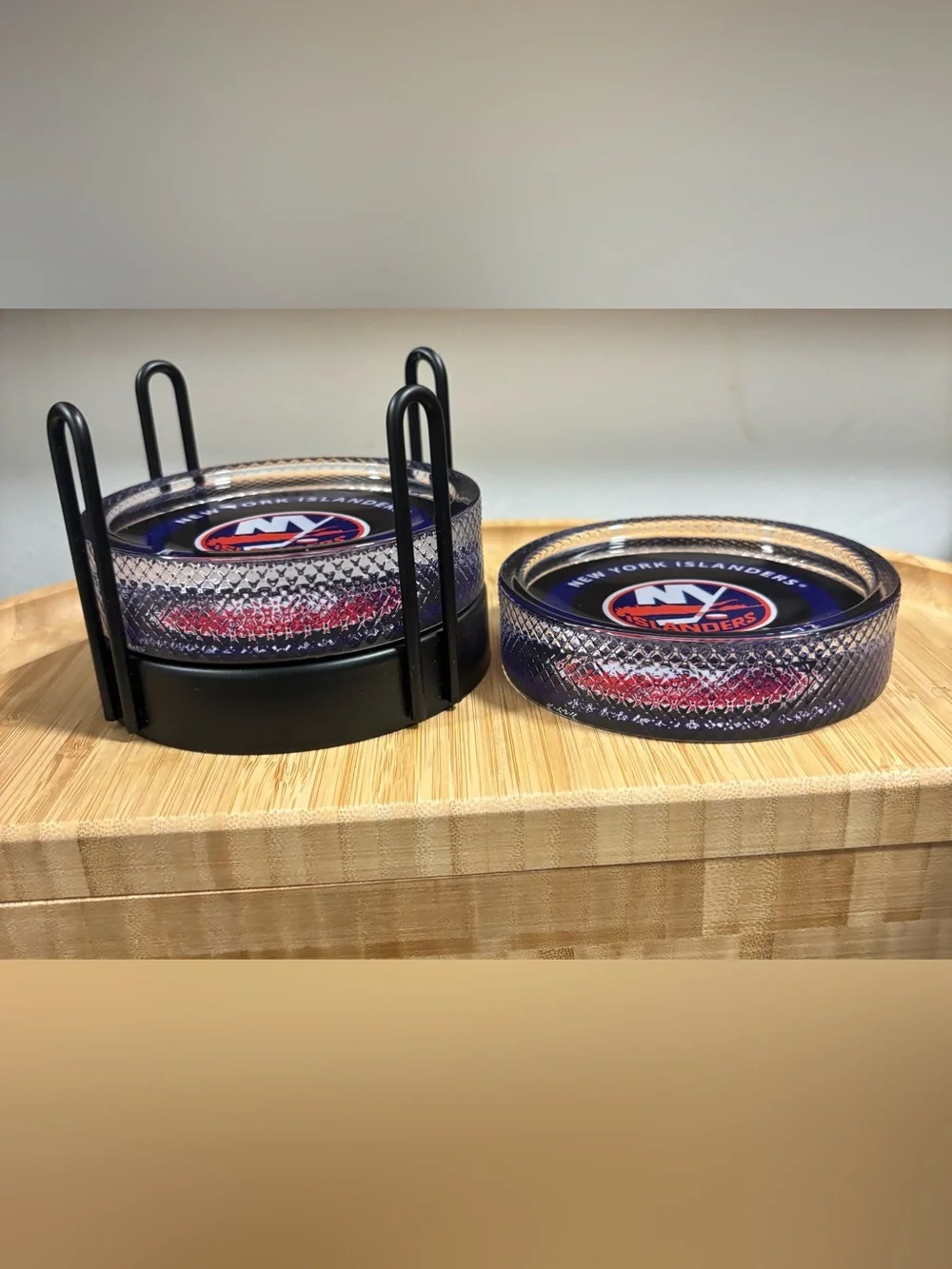 NHL New York Islanders Round Logo Tray in Blue and Orange